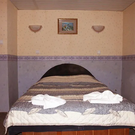 Hotel Antik 2*